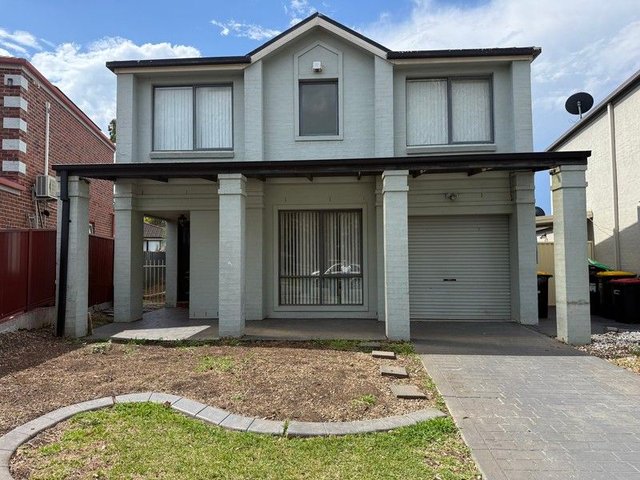 7 Rawson Crescent, NSW 2171