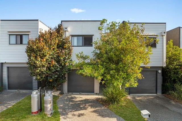 15 Woodroffe Crescent, QLD 4301