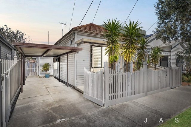 17 Cecil Street, VIC 3013