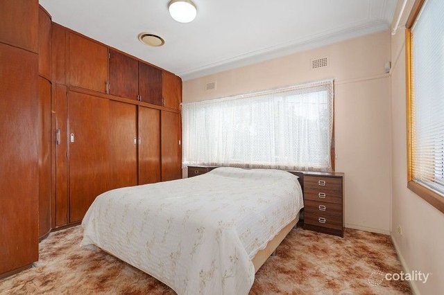 6 St Pauls Place, NSW 2162