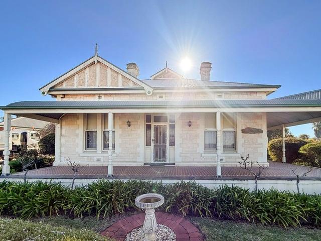 14 New West Road, SA 5606