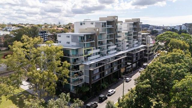 613/23 Parkland Street, QLD 4012
