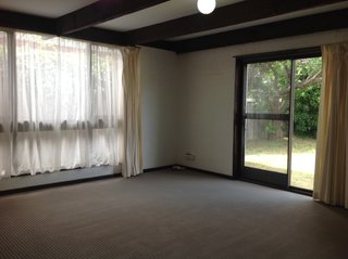 Lounge Room 
