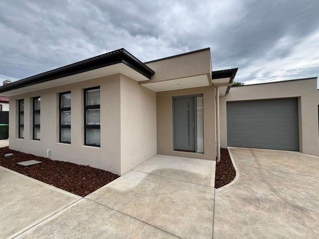 2/11 Ridley Street, VIC 3020