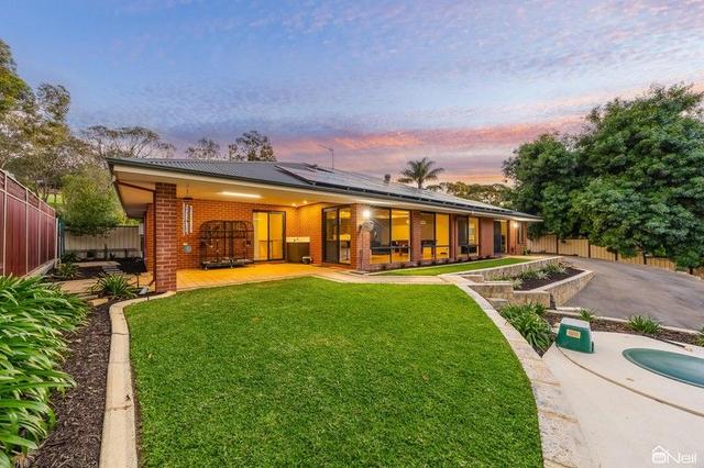 42 Carradine Road, WA 6112