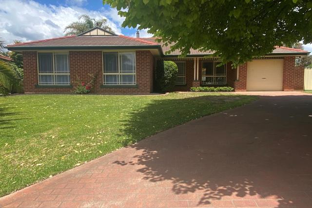 19 McGregor Place, NSW 2850