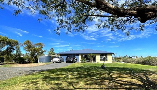 25 Southern Cross Drive, QLD 4405
