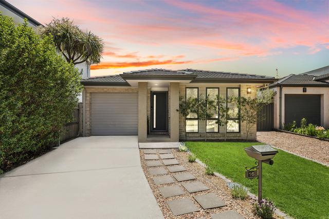 16 Loma Rudduck Street, ACT 2914