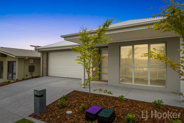 10 Warner Street, NSW 2620
