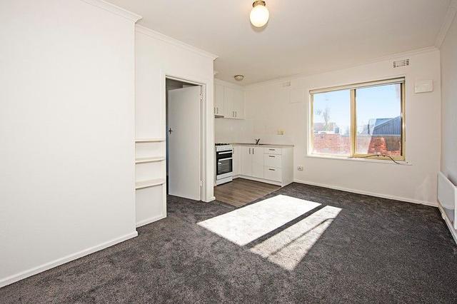 9/21 Chusan Street, VIC 3183