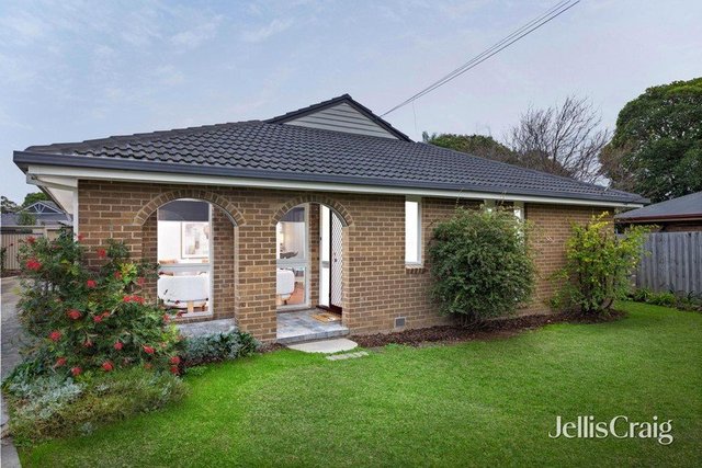 4B Lotus Court, VIC 3152
