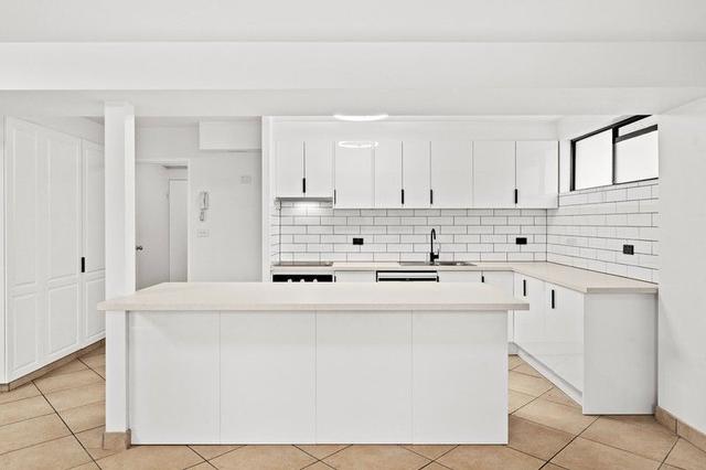 1/121 Ocean View  Drive, NSW 2260
