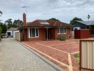 13 Sproxton Way, WA 6062