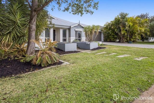 12 Warrington Road, WA 6122