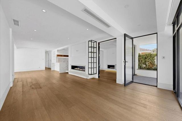 1/61 Martin Street, VIC 3186