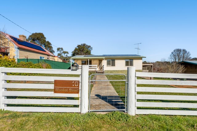 10 Wombat Street, NSW 2581