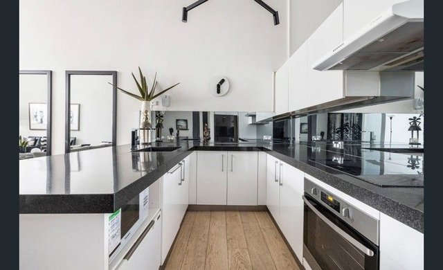 5/498 Bourke Street, NSW 2010