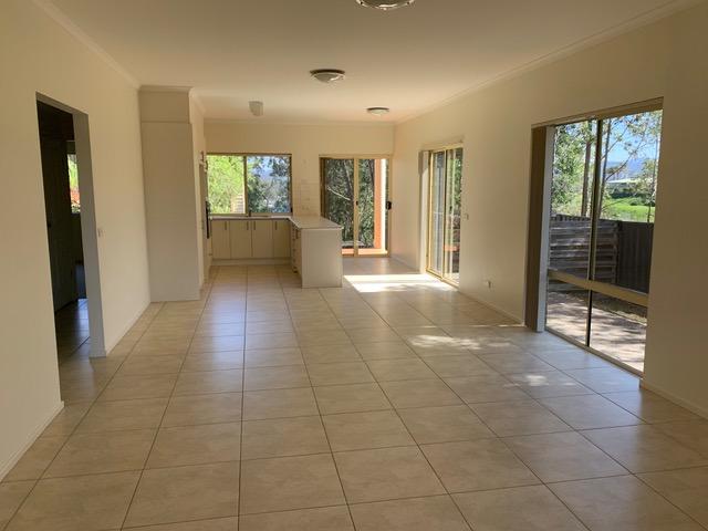16/8 Lord Place, NSW 2536