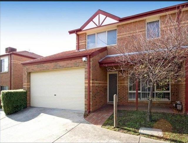 2/2 Golden Glen Road, VIC 3131