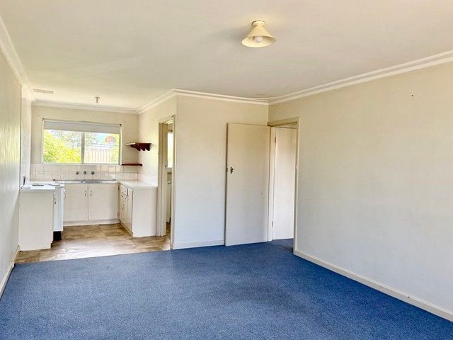 4/3-5 Rae Road, WA 6169