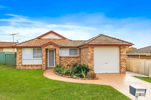6 Elliot Place, NSW 2560