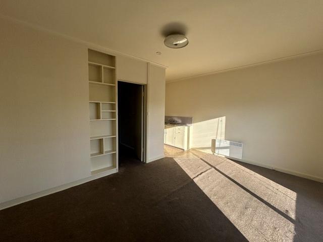2/134 Neerim Road, VIC 3163
