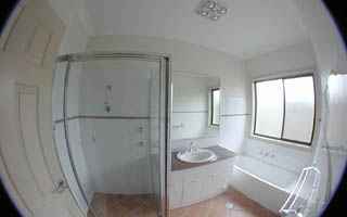 Bathroom (2000-09-29)