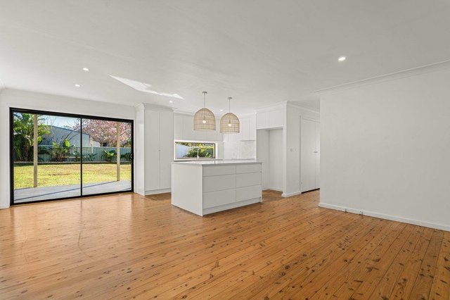28 Ambassador Avenue, NSW 2541