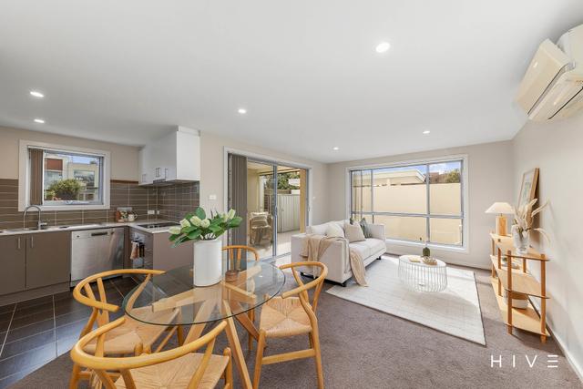 2/16 Berrigan Crescent, ACT 2602