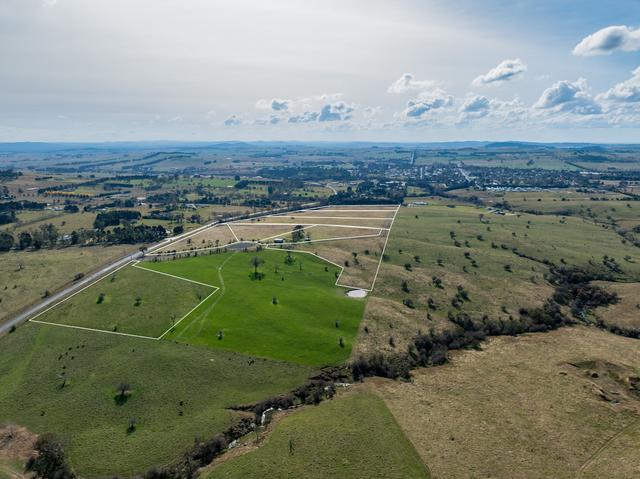 1 Aubrey Close, NSW 2622