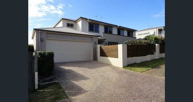 2/19a Crown Street, QLD 4350