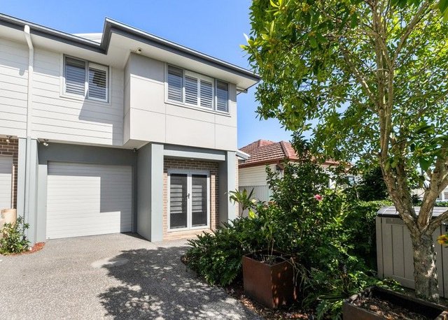 11a Woodfield  Boulevard, NSW 2229