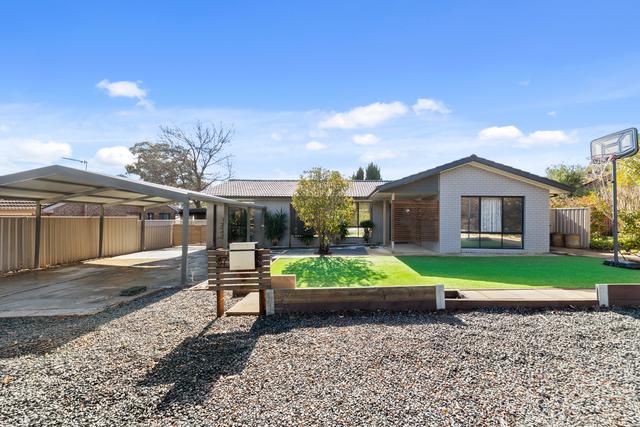 87 Heagney Crescent, ACT 2905