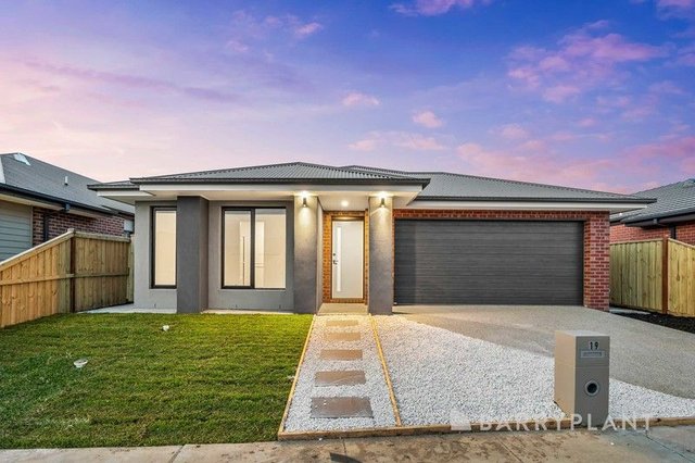 19 Johanna Dr, VIC 3358