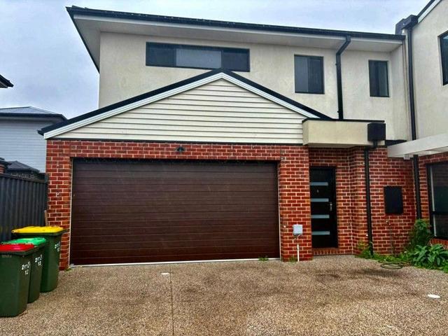 2/13 Tyquin Street, VIC 3028