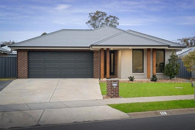 51 Newport Crescent, NSW 2640