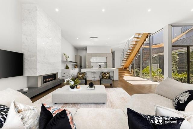 8 Moreton Close, VIC 3101