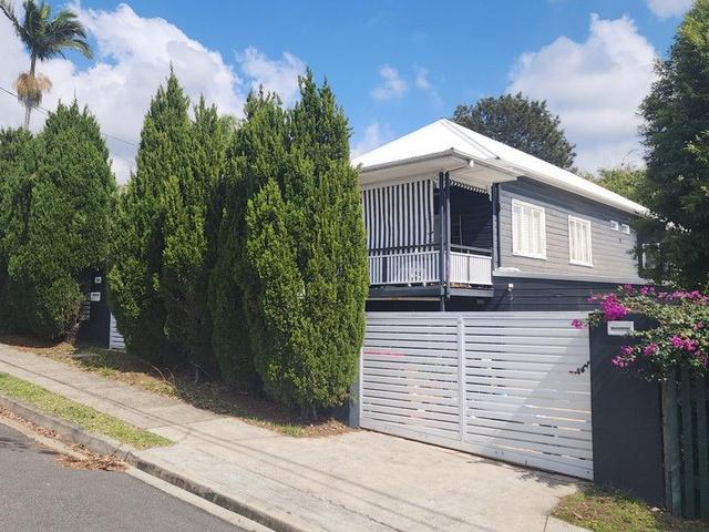 16 Northcote St, QLD 4169