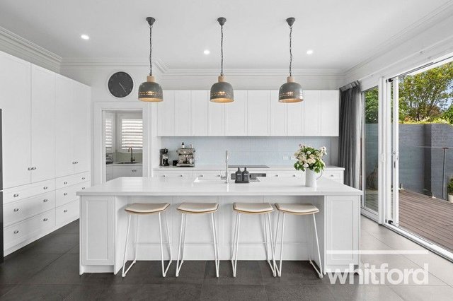 42 Laurel Bank Parade, VIC 3220