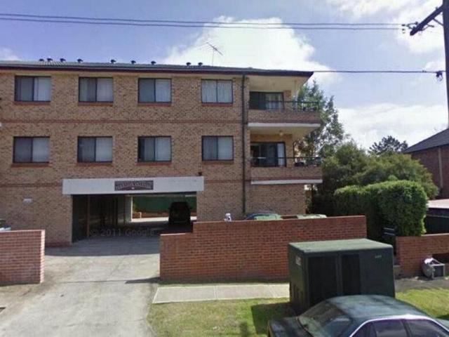 4/61 Tennyson Road, NSW 2190