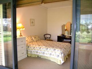 Bedroom 4 (2010-05-08)