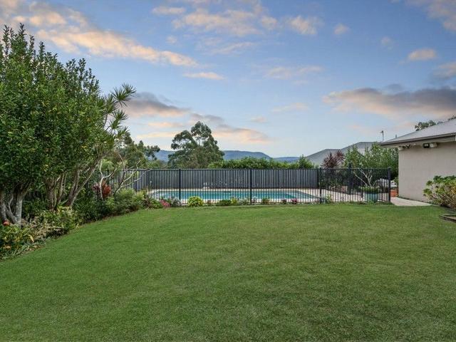 21 Blackstump Court, QLD 4211
