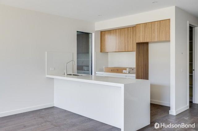 3/10A Hillhouse  Road, VIC 3106