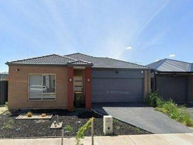 8 Oregan Way, VIC 3064