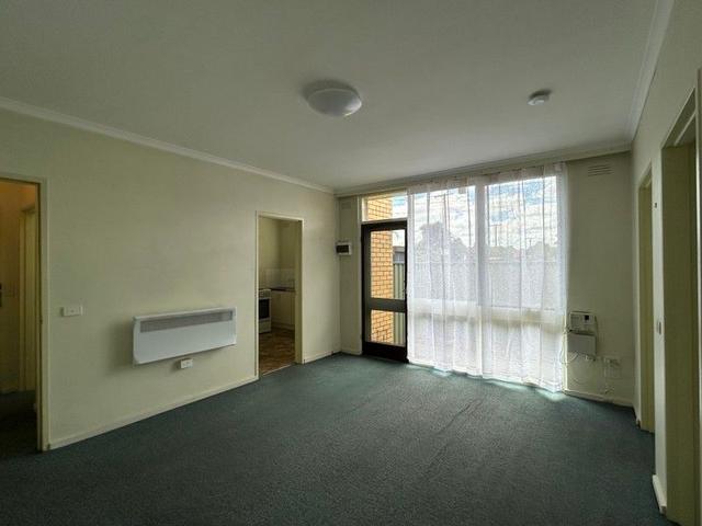 1/2 Howson Street, VIC 3055