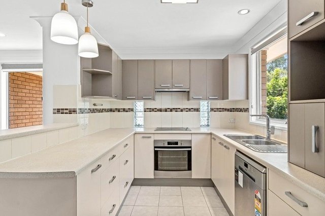 10 Brands Place, NSW 2250