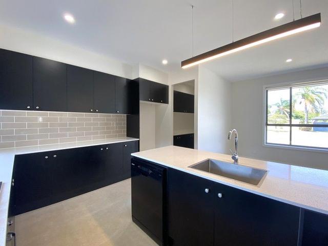 17 Collins Crescent, QLD 4217