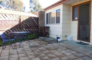 Courtyard (2010-07-16)
