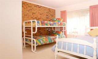 Bedroom (2010-06-23)