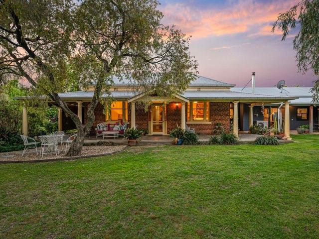 290 Riggs Creek Road, Balmattum Via, VIC 3666